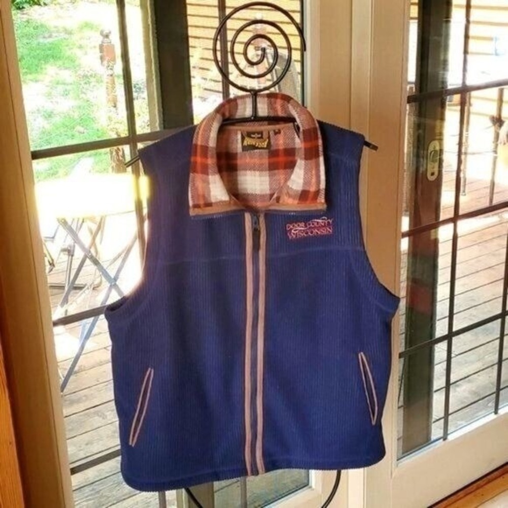 Renegade Club Navy Blue Ribbed Fleece Vest Door County Wisconsin Plaid Collar M